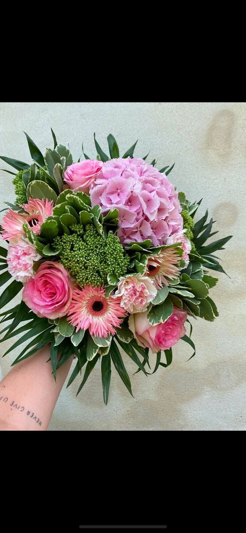 Bouquet rond hortensia & roses